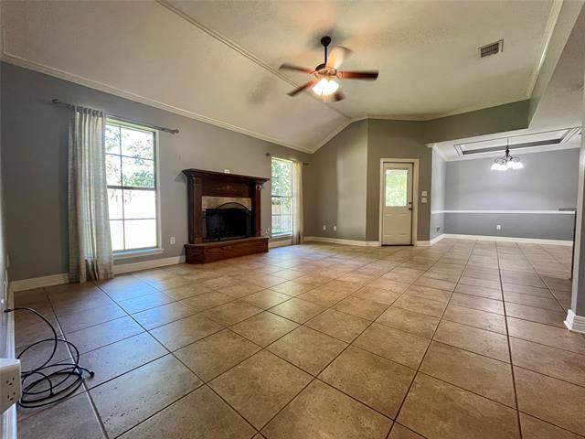 Foto del edificio - 708 Quiet Cove Cir