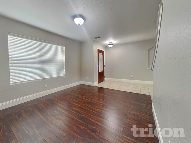 Building Photo - 19626 Beachy Ct