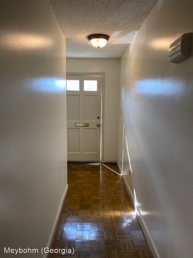 Building Photo - 3 br, 2 bath House - 1010 Hickman Road B3