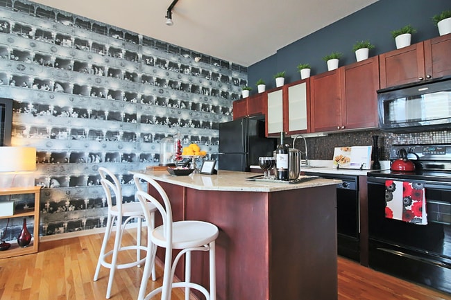 Photo - 349 S Dearborn St Apartment