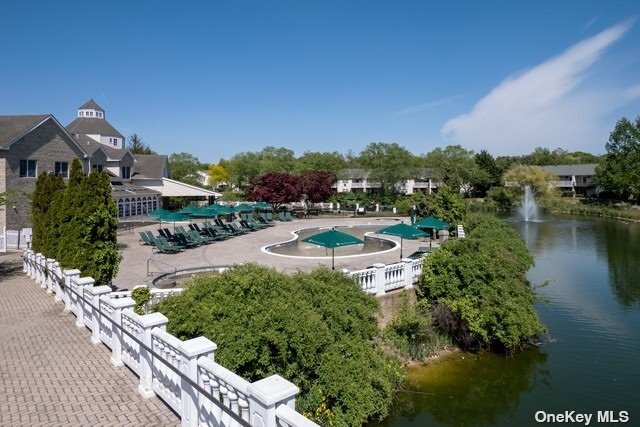 Building Photo - 4 Victorian Ct