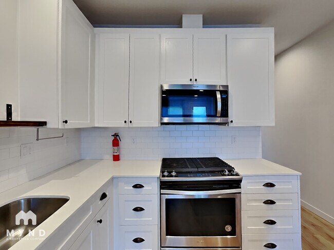 Foto del edificio - 7023 42nd Ave S