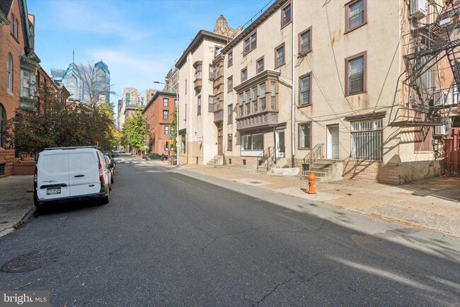 Foto del edificio - 1538 Pine St