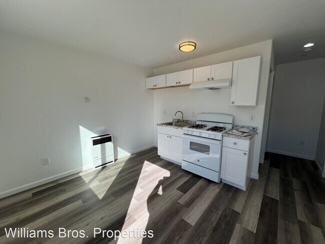 Building Photo - 2 br, 2 bath House - 2152 Paso Robles Street