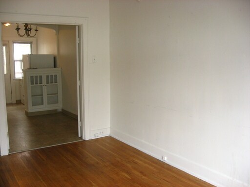 Building Photo - 1350 NE 28th Ave