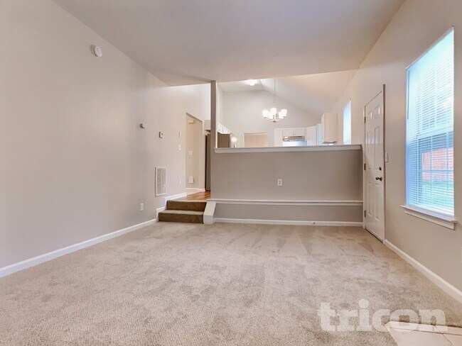 Foto del edificio - 4570 Bridle Point Pkwy