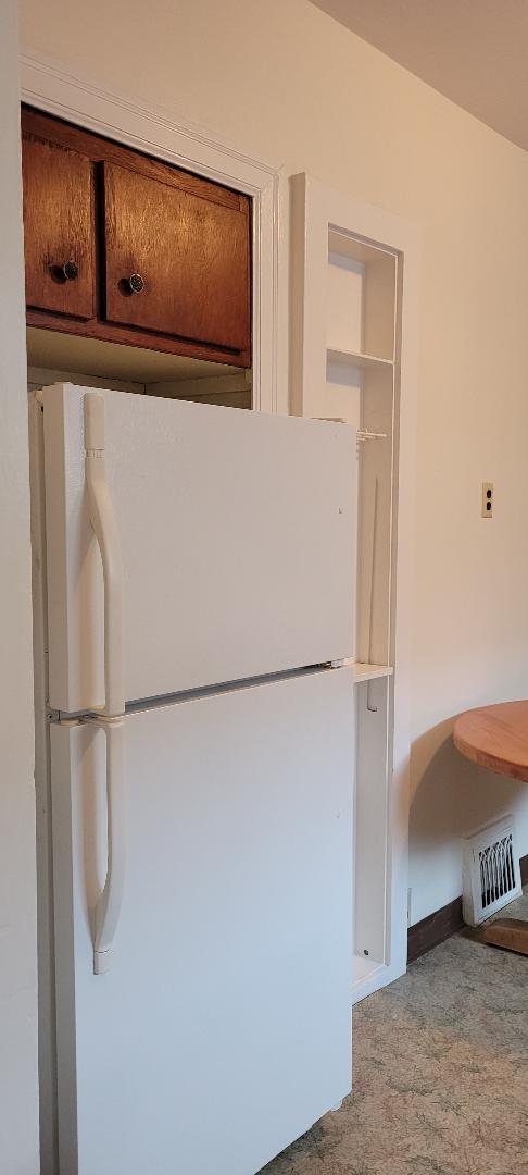 Building Photo - 150 Monterey St