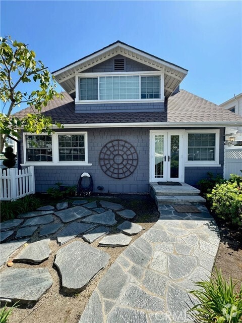 Building Photo - 437 Cypress Dr