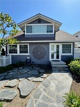Building Photo - 437 Cypress Dr
