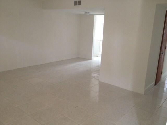 Foto del edificio - 5734 Blueberry Ct
