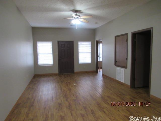 Building Photo - 720 E German Ln