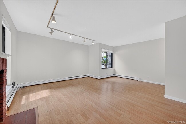 Building Photo - 78 Woodland Trail