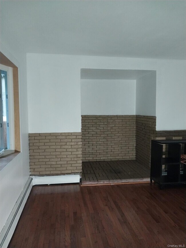 Foto del edificio - 282 Whittier Dr