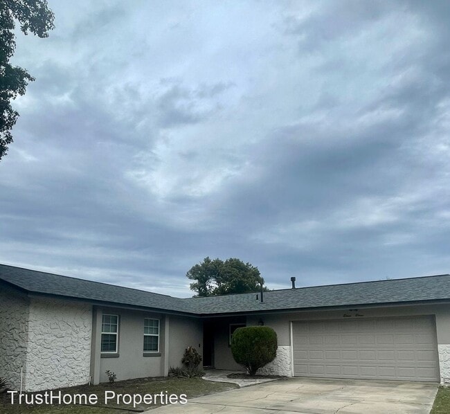 Building Photo - 4 br, 2 bath House - 1111 Galahad Drive