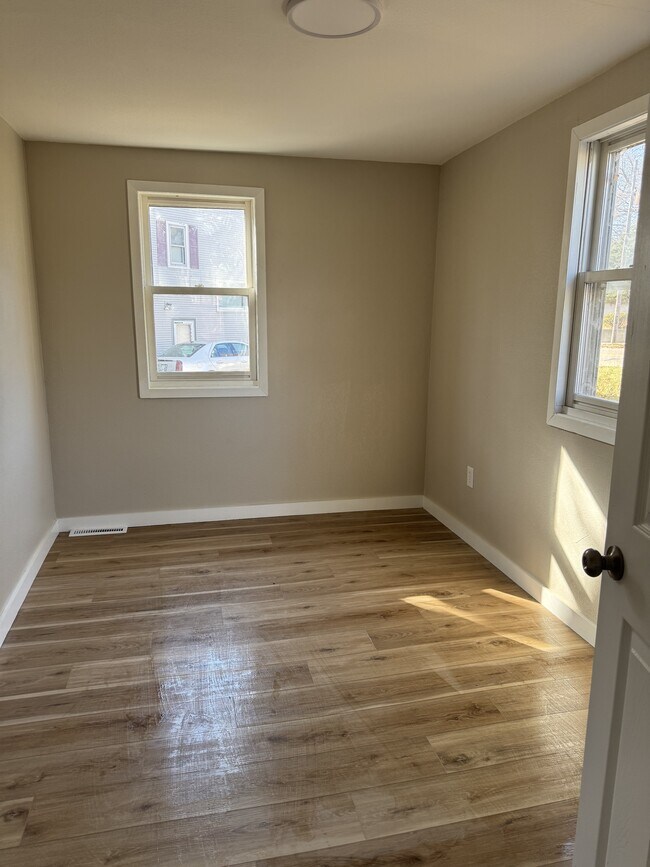 Foto del edificio - 724 Napoleon St