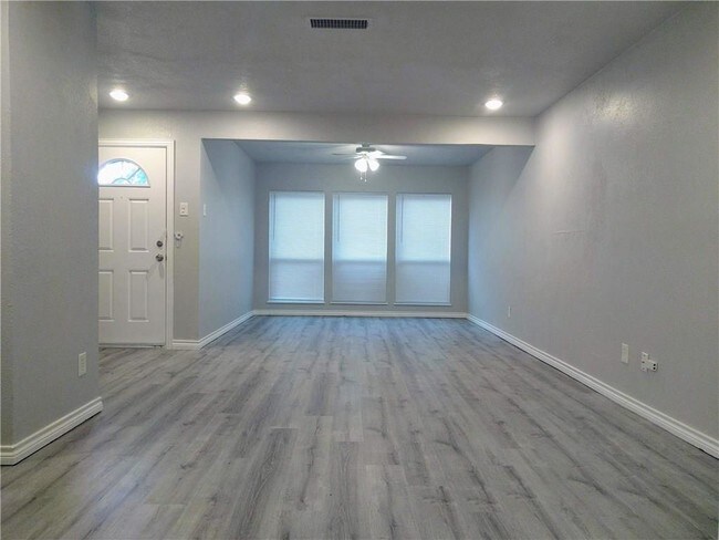 Building Photo - 5333 Strickland Ave