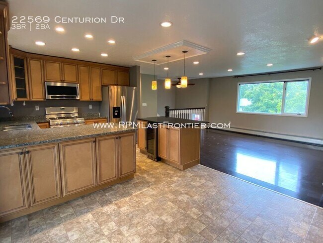 Foto del edificio - 22569 Centurion Dr