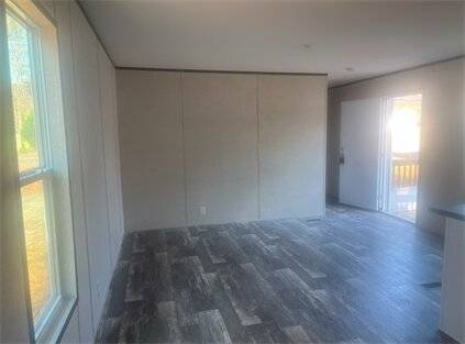 Building Photo - 511 W Hillsboro St