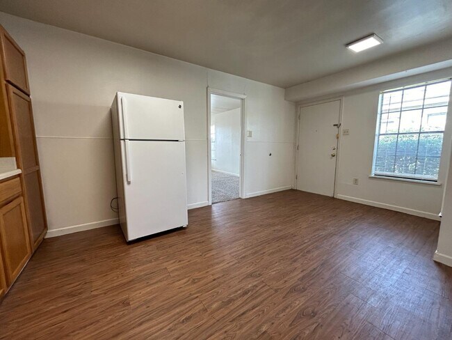 Foto del edificio - 2119 33rd St