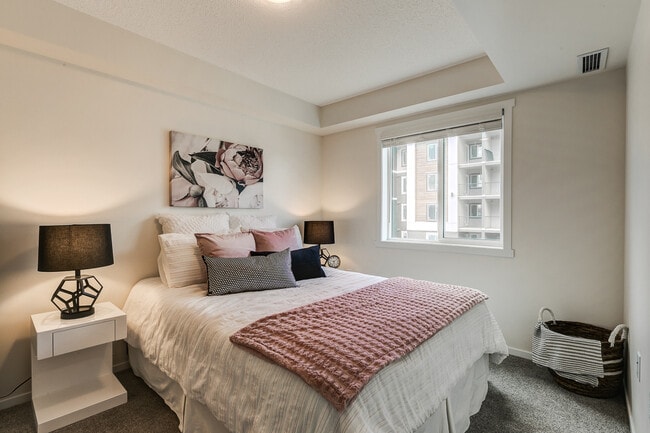Building Photo - Maple Crest Place