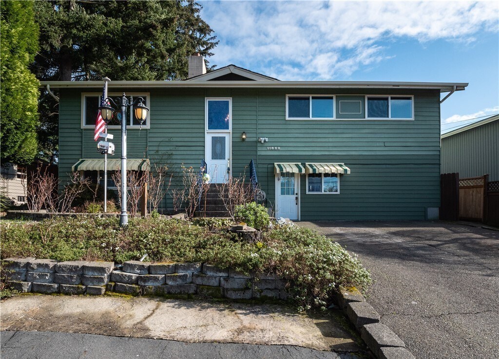 Primary Photo - 11850 Occidental Ave S