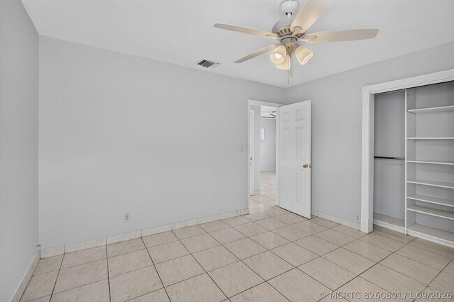 Foto del edificio - 410 NW 52nd Ct