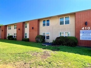 Building Photo - 410 Bryan St