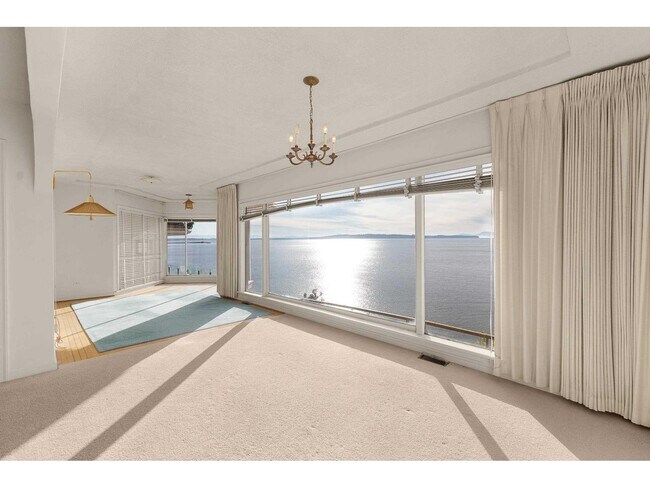 Building Photo - 14458 Marine Dr