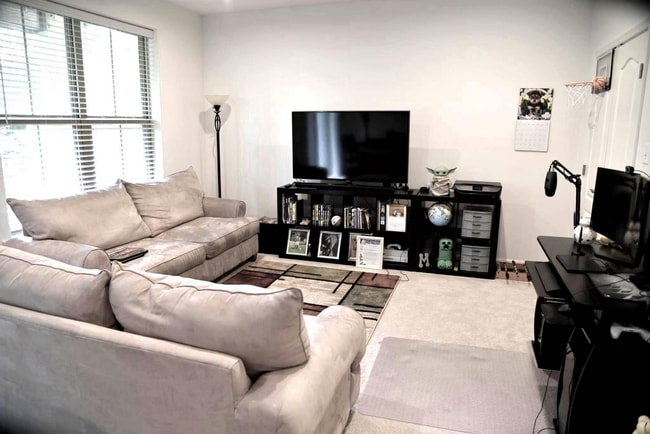 Foto del edificio - 7912 Marietta Dr