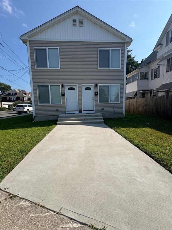 Foto principal - 826 Belmont Ave