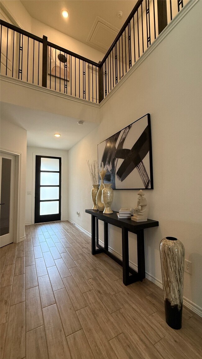 Building Photo - 1200 Jasmine Vw Ln