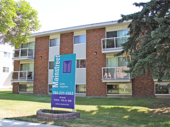 Building Photo - Grand Apartments