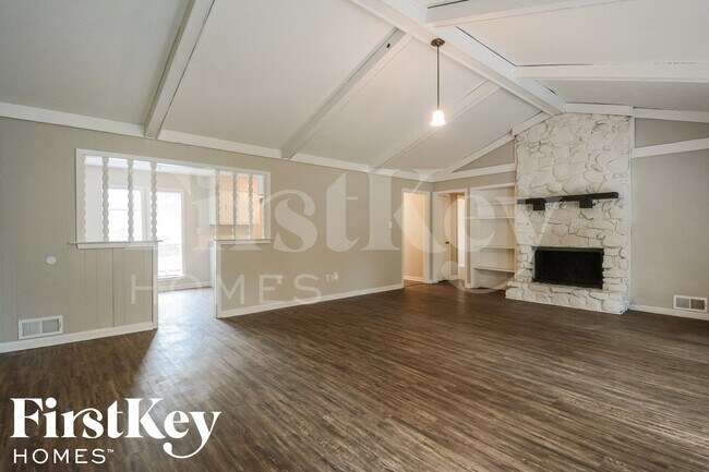 Foto del edificio - 6030 Elk Grove Rd