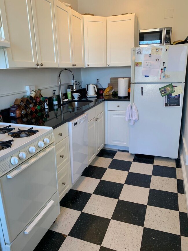 Foto del edificio - 128 Brainerd Rd #18 Boston MA 02134