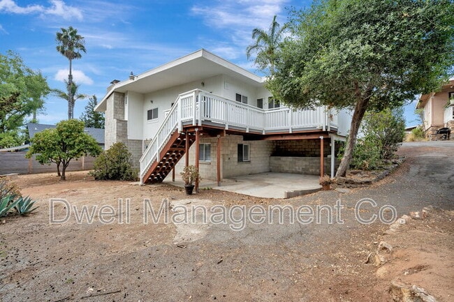 Building Photo - 8860 Fabienne Way