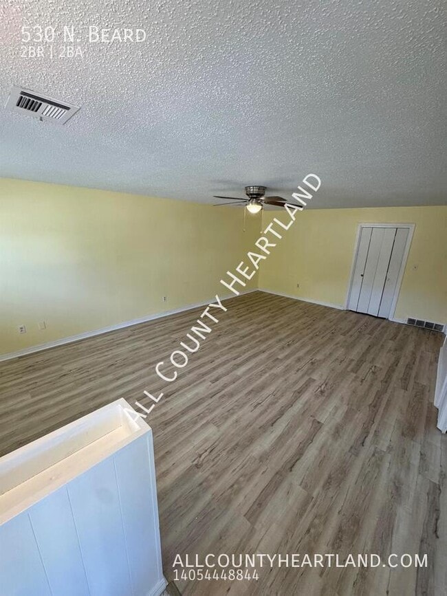 Building Photo - 530 N. Beard-