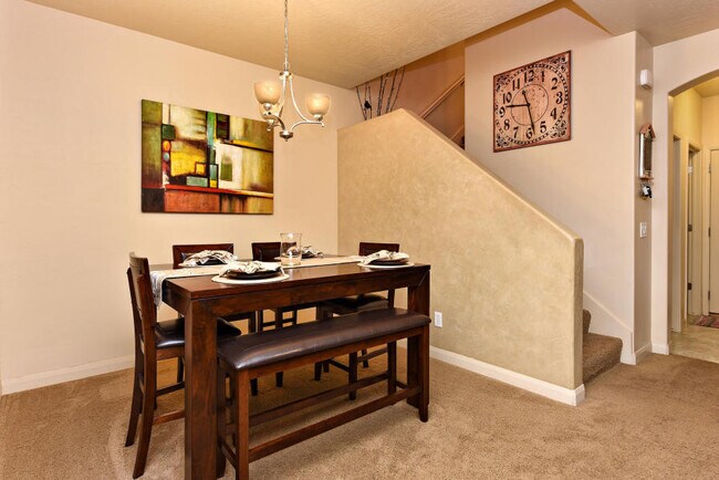 Foto del edificio - Casitas at Hidden Valley. Price Reduced!!
