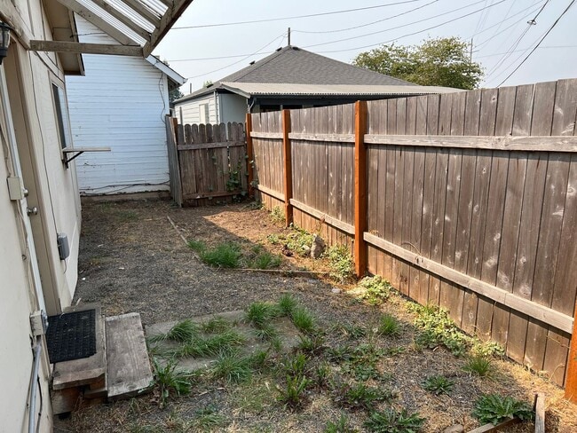 Foto del edificio - One bedroom apartment in Eugene!