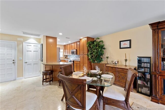 Building Photo - 3901 SE St Lucie Blvd