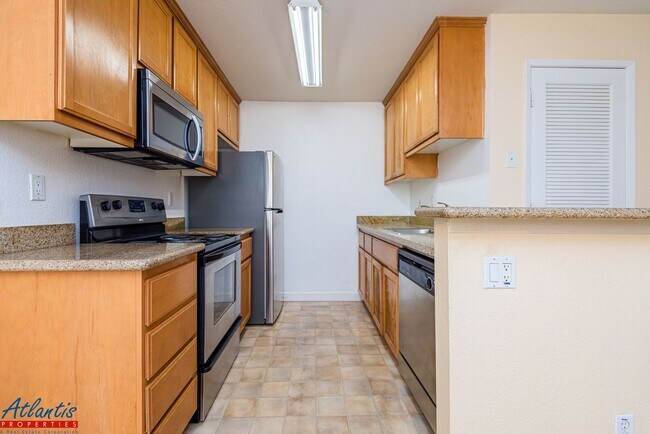 Foto del edificio - Berryessa Condo | A/C | Private Outdoor Space