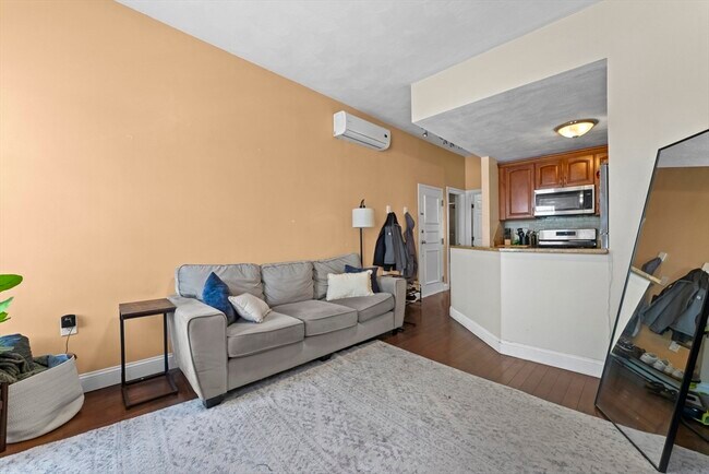 Foto del edificio - 183 W 8th St