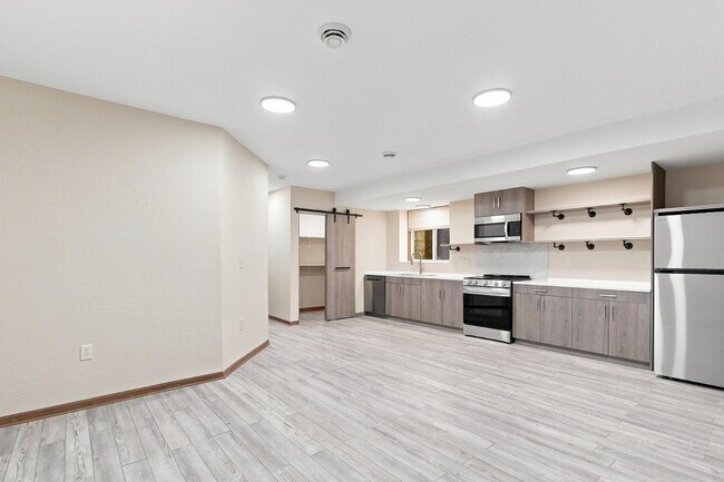 Building Photo - 2138 N Buffum St