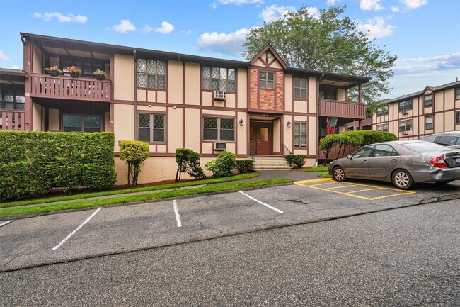 Foto del edificio - 407 Sierra Vista Ln