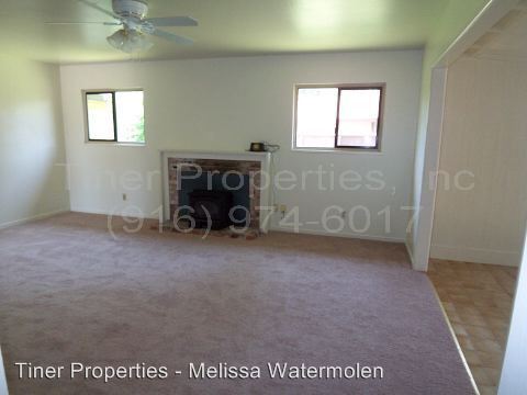 Building Photo - 3915 Noble Ct