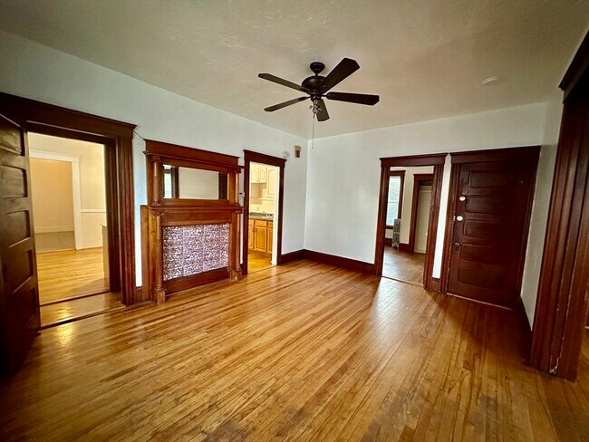 Foto del edificio - 95 May St