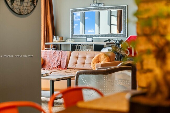 Foto del edificio - 1720 Harrison St
