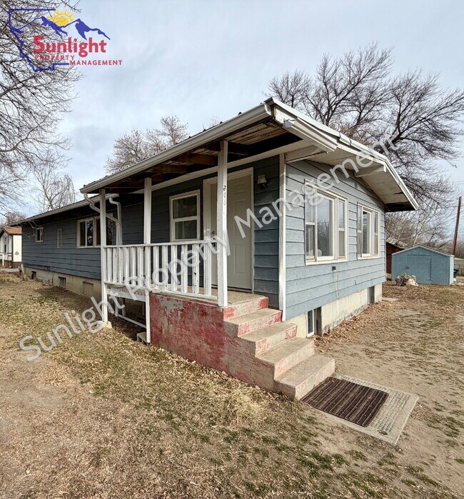 Building Photo - Spacious 5-Bedroom Home with Open Layout, Off-Street Parking & Large Backyard