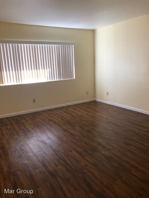 Building Photo - 1380 Hemlock Ave