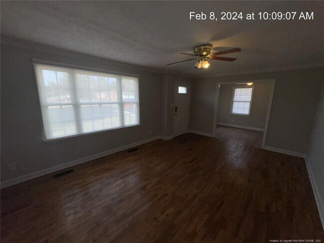 Building Photo - 1111 Juniper Dr