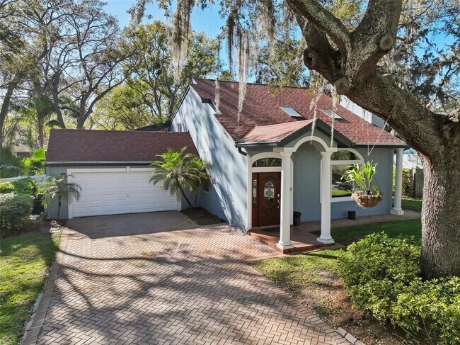 Foto del edificio - 14910 Northwood Village Ln